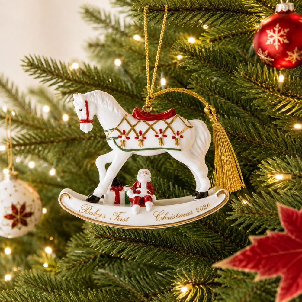 Christmas Classics - závesná ozdoba, koník 2026 od Villeroy & Boch