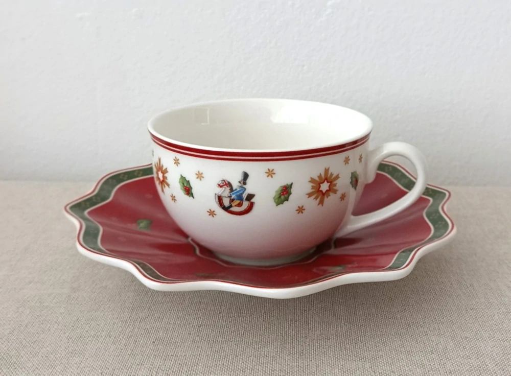 Červená podšálka 17 cm Toy's Delight od Villeroy&Boch