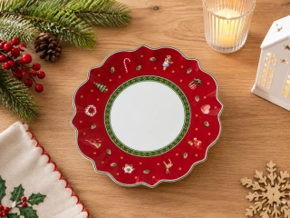  Toy's Delight  - červený tanier na chlieb 17 cm od Villeroy & Boch